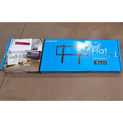 Universal Fixed Low-Profile Wall Mount-Clearance