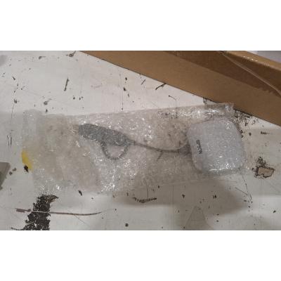 V12HA41040 - Clearance Product