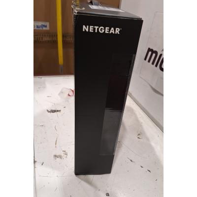 M4250-40G8F-POE+ - Clearance Product